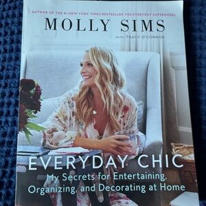 Everyday Chic by Molly Sims Book